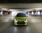 Toyota Prius c 2015 года